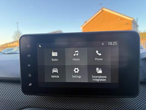 Dacia Jogger 1.0 TCe Expression Euro 6 (s/s) 5dr - U79648