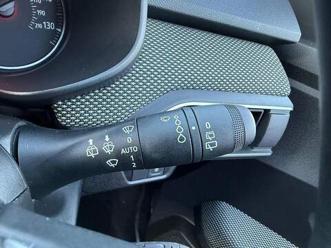 Dacia Jogger 1.0 TCe Expression Euro 6 (s/s) 5dr - U79648