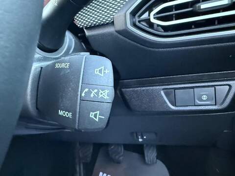 Dacia Jogger 1.0 TCe Expression Euro 6 (s/s) 5dr - U79648