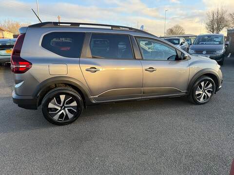Dacia Jogger 1.0 TCe Expression Euro 6 (s/s) 5dr - U79648
