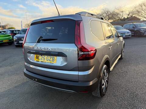 Dacia Jogger 1.0 TCe Expression Euro 6 (s/s) 5dr - U79648