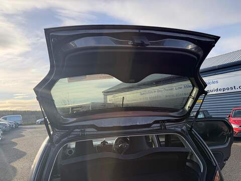 Volkswagen up! 1.0 Black Edition Euro 6 (s/s) 5dr - U79649