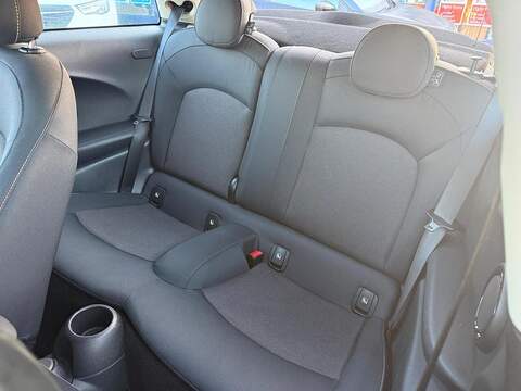 MINI Hatch 1.5 Cooper Classic Steptronic Euro 6 (s/s) 3dr - U79653