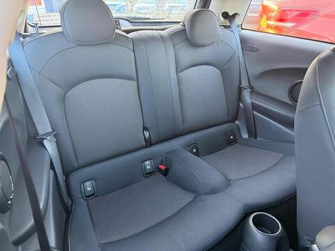 MINI Hatch 1.5 Cooper Classic Steptronic Euro 6 (s/s) 3dr - U79653