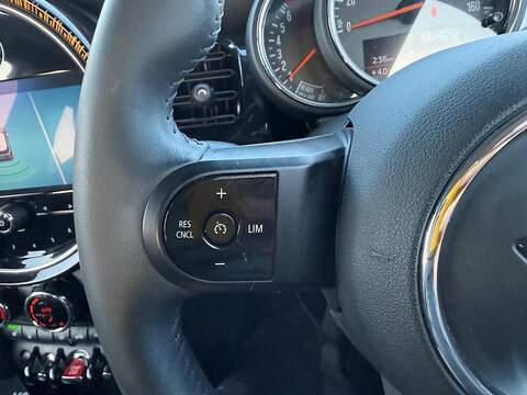 MINI Hatch 1.5 Cooper Classic Steptronic Euro 6 (s/s) 3dr - U79653