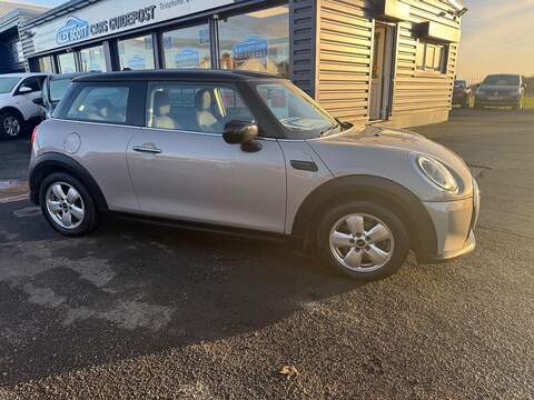 MINI Hatch 1.5 Cooper Classic Steptronic Euro 6 (s/s) 3dr - U79653