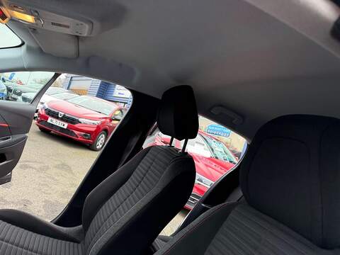 Peugeot 208 1.2 PureTech Active Premium + Euro 6 (s/s) 5dr - U79656