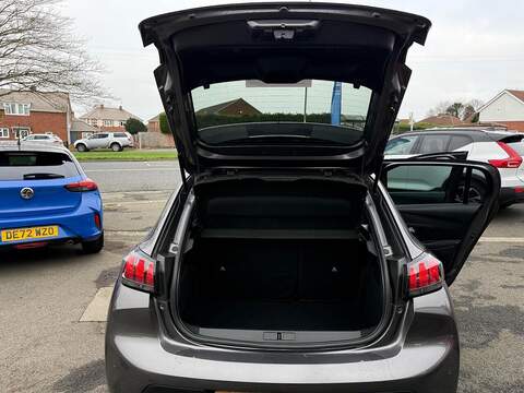 Peugeot 208 1.2 PureTech Active Premium + Euro 6 (s/s) 5dr - U79656