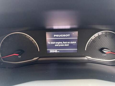 Peugeot 208 1.2 PureTech Active Premium + Euro 6 (s/s) 5dr - U79656