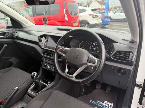 Volkswagen T-Cross 1.0 TSI SE SUV 5dr Petrol Manual Euro 6 (s/s) (110 ps) - U79659