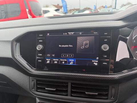 Volkswagen T-Cross 1.0 TSI SE SUV 5dr Petrol Manual Euro 6 (s/s) (110 ps) - U79659