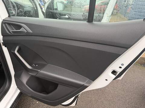 Volkswagen T-Cross 1.0 TSI SE SUV 5dr Petrol Manual Euro 6 (s/s) (110 ps) - U79659