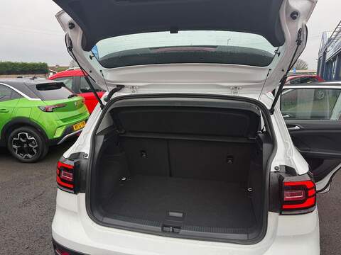 Volkswagen T-Cross 1.0 TSI SE SUV 5dr Petrol Manual Euro 6 (s/s) (110 ps) - U79659