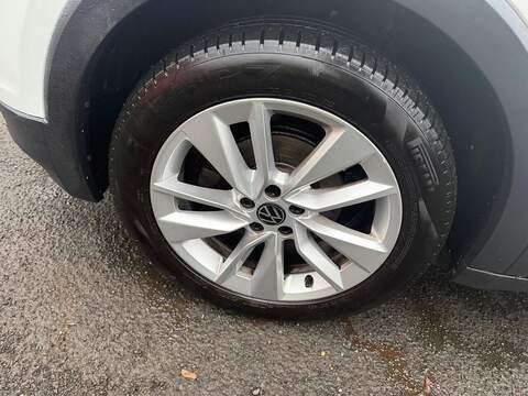 Volkswagen T-Cross 1.0 TSI SE SUV 5dr Petrol Manual Euro 6 (s/s) (110 ps) - U79659