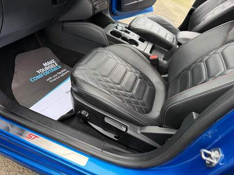 Ford Focus 1.5 EcoBlue ST-Line Vignale Auto Euro 6 (s/s) 5dr - U79661