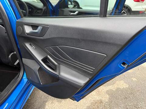 Ford Focus 1.5 EcoBlue ST-Line Vignale Auto Euro 6 (s/s) 5dr - U79661