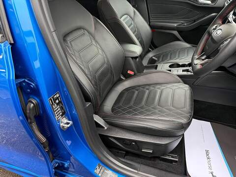 Ford Focus 1.5 EcoBlue ST-Line Vignale Auto Euro 6 (s/s) 5dr - U79661