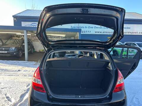 Hyundai i20 1.4 Comfort Hatchback 5dr Petrol Manual Euro 5 (99 bhp) - U79664