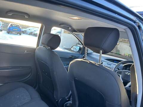 Hyundai i20 1.4 Comfort Hatchback 5dr Petrol Manual Euro 5 (99 bhp) - U79664