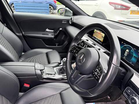 Mercedes-Benz A Class 1.3 A180 SE Hatchback 5dr Petrol Manual Euro 6 (s/s) (136 ps) - U79668