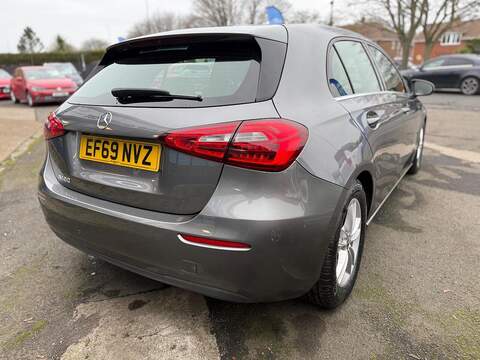 Mercedes-Benz A Class 1.3 A180 SE Hatchback 5dr Petrol Manual Euro 6 (s/s) (136 ps) - U79668