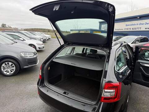 Skoda Octavia 1.6 TDI SE Technology Estate 5dr Diesel Manual Euro 6 (s/s) (115 ps) - U79670