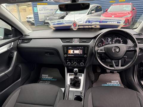 Skoda Octavia 1.6 TDI SE Technology Estate 5dr Diesel Manual Euro 6 (s/s) (115 ps) - U79670