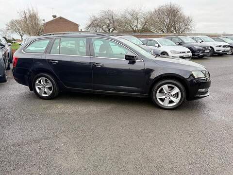 Skoda Octavia 1.6 TDI SE Technology Estate 5dr Diesel Manual Euro 6 (s/s) (115 ps) - U79670