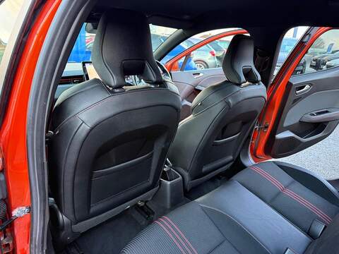 Renault Clio 1.0 TCe RS Line Hatchback 5dr Petrol Manual Euro 6 (s/s) (100 ps) - U79673