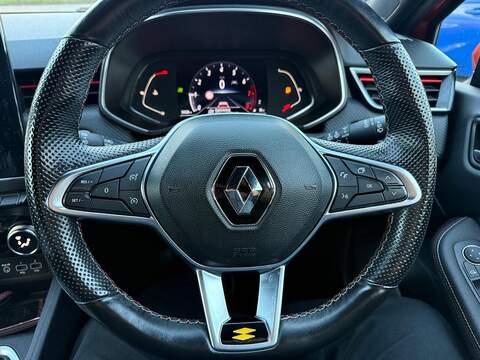 Renault Clio 1.0 TCe RS Line Hatchback 5dr Petrol Manual Euro 6 (s/s) (100 ps) - U79673