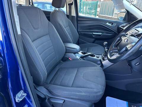 Ford Kuga 1.5T EcoBoost Zetec SUV 5dr Petrol Manual 2WD Euro 6 (s/s) (150 ps) - U79678