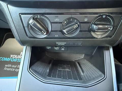 SEAT Arona 1.0 TSI GPF SE Technology SUV 5dr Petrol DSG Euro 6 (s/s) (115 ps) - U79679