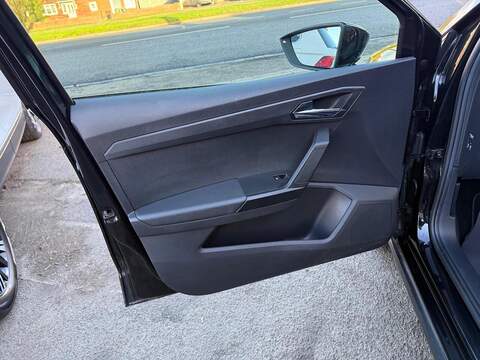 SEAT Arona 1.0 TSI GPF SE Technology SUV 5dr Petrol DSG Euro 6 (s/s) (115 ps) - U79679