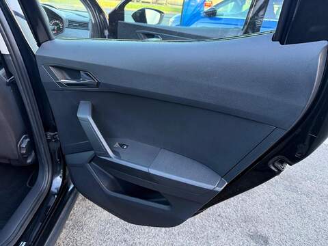 SEAT Arona 1.0 TSI GPF SE Technology SUV 5dr Petrol DSG Euro 6 (s/s) (115 ps) - U79679