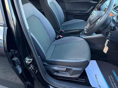 SEAT Arona 1.0 TSI GPF SE Technology SUV 5dr Petrol DSG Euro 6 (s/s) (115 ps) - U79679