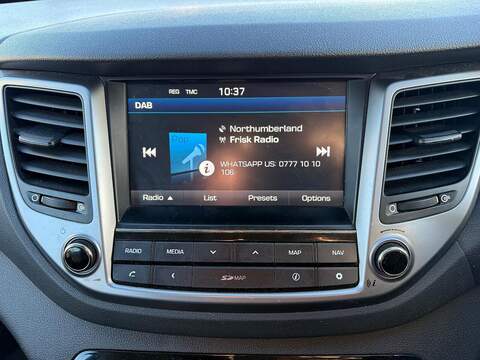 Hyundai TUCSON 2.0 CRDi SE Nav SUV 5dr Diesel Auto 4WD Euro 6 (185 ps) - U79685