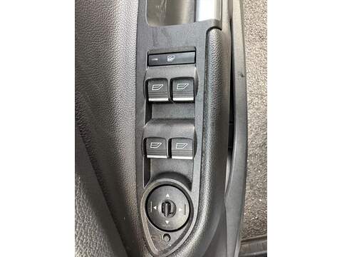 Ford Kuga 2.0 TDCi Titanium AWD Euro 6 (s/s) 5dr - U79689