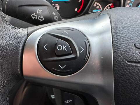 Ford Kuga 2.0 TDCi Titanium AWD Euro 6 (s/s) 5dr - U79689