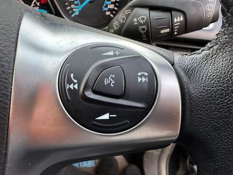 Ford Kuga 2.0 TDCi Titanium AWD Euro 6 (s/s) 5dr - U79689