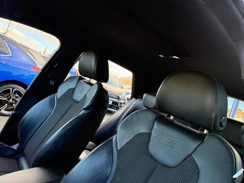 Audi Q2 1.5 TFSI CoD 35 Black Edition S Tronic Euro 6 (s/s) 5dr - U79692