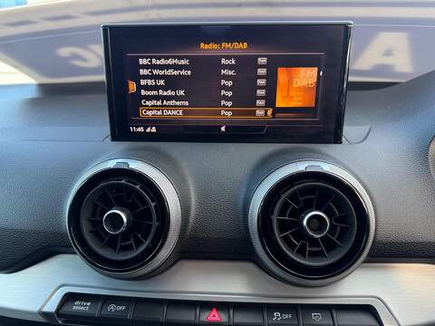 Audi Q2 1.5 TFSI CoD 35 Black Edition S Tronic Euro 6 (s/s) 5dr - U79692