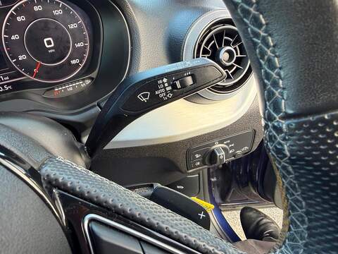 Audi Q2 1.5 TFSI CoD 35 Black Edition S Tronic Euro 6 (s/s) 5dr - U79692