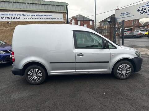 Volkswagen Caddy 1.6 TDI BlueMotion Tech C20 Panel Van 4dr Diesel Manual L1 H1 (139 g/km, 74 bhp) - U79696