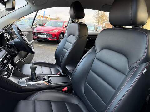 MG MG HS 1.5 T-GDI Excite SUV 5dr Petrol Manual Euro 6 (s/s) (162 ps) - U79698