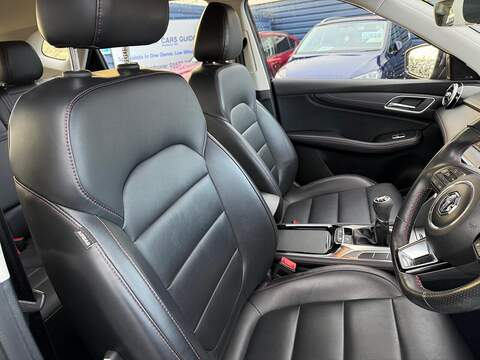 MG MG HS 1.5 T-GDI Excite SUV 5dr Petrol Manual Euro 6 (s/s) (162 ps) - U79698