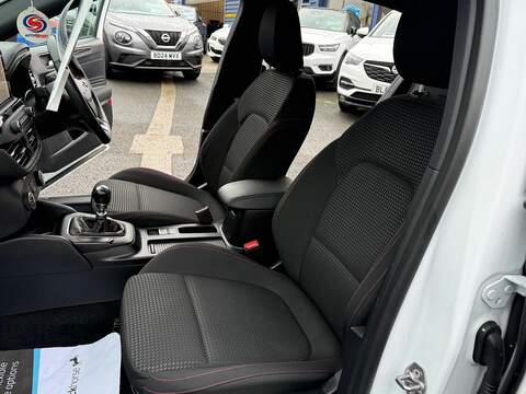 Ford Focus 1.5 EcoBlue ST-Line Hatchback 5dr Diesel Manual Euro 6 (s/s) (120 ps) - U79701