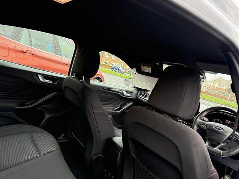 Ford Focus 1.5 EcoBlue ST-Line Hatchback 5dr Diesel Manual Euro 6 (s/s) (120 ps) - U79701