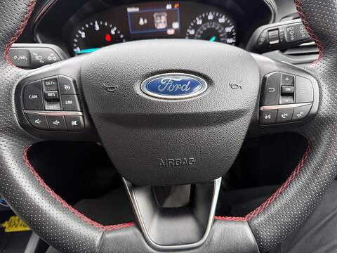 Ford Focus 1.5 EcoBlue ST-Line Hatchback 5dr Diesel Manual Euro 6 (s/s) (120 ps) - U79701