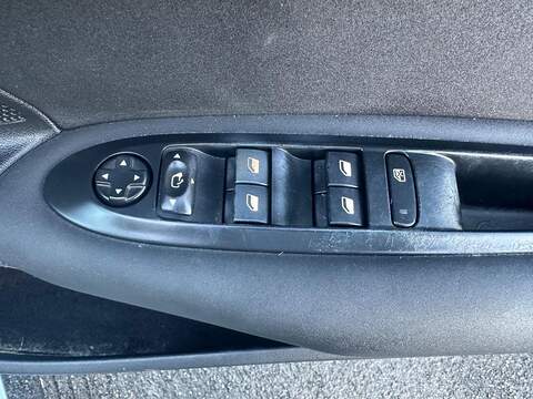 Citroen C4 1.6 HDi 16V VTR+ Hatchback 5dr Diesel Manual Euro 5 (90 ps) - U79704