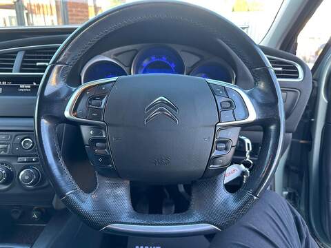 Citroen C4 1.6 HDi 16V VTR+ Hatchback 5dr Diesel Manual Euro 5 (90 ps) - U79704